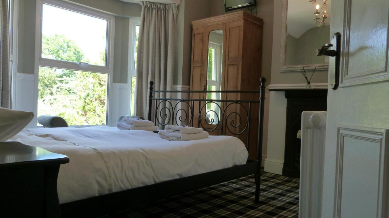 Twin Oaks Guest House Cadnam Экстерьер фото