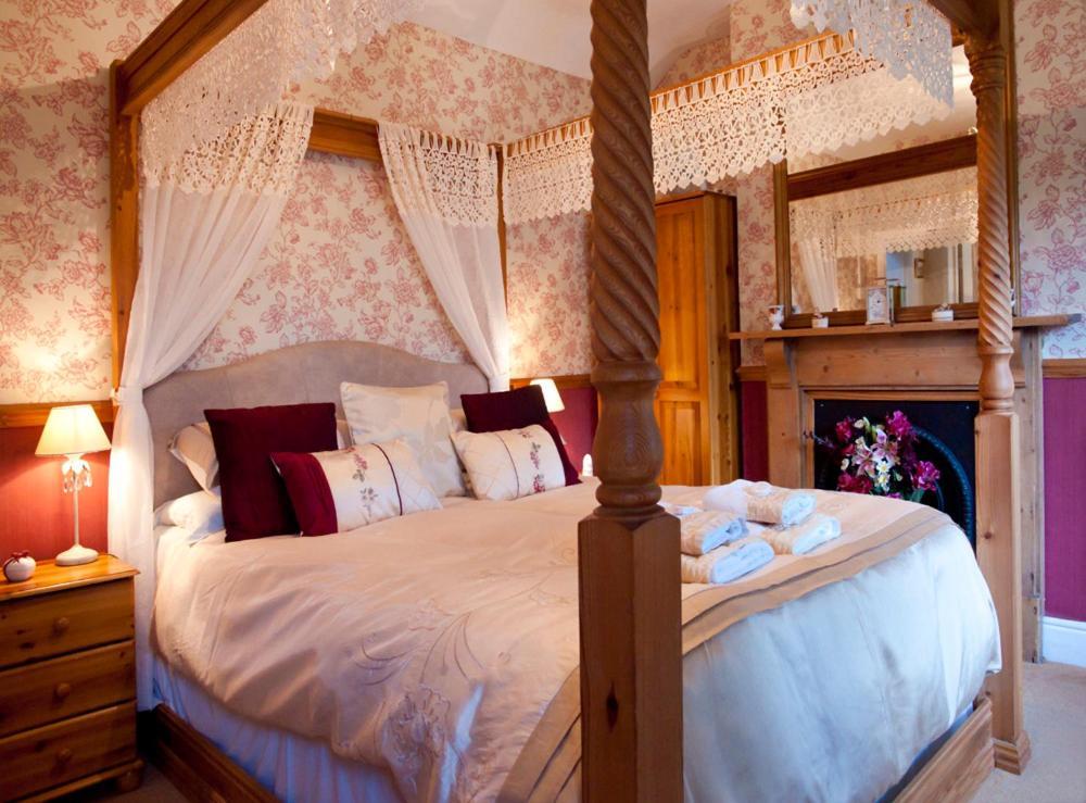 Twin Oaks Guest House Cadnam Экстерьер фото